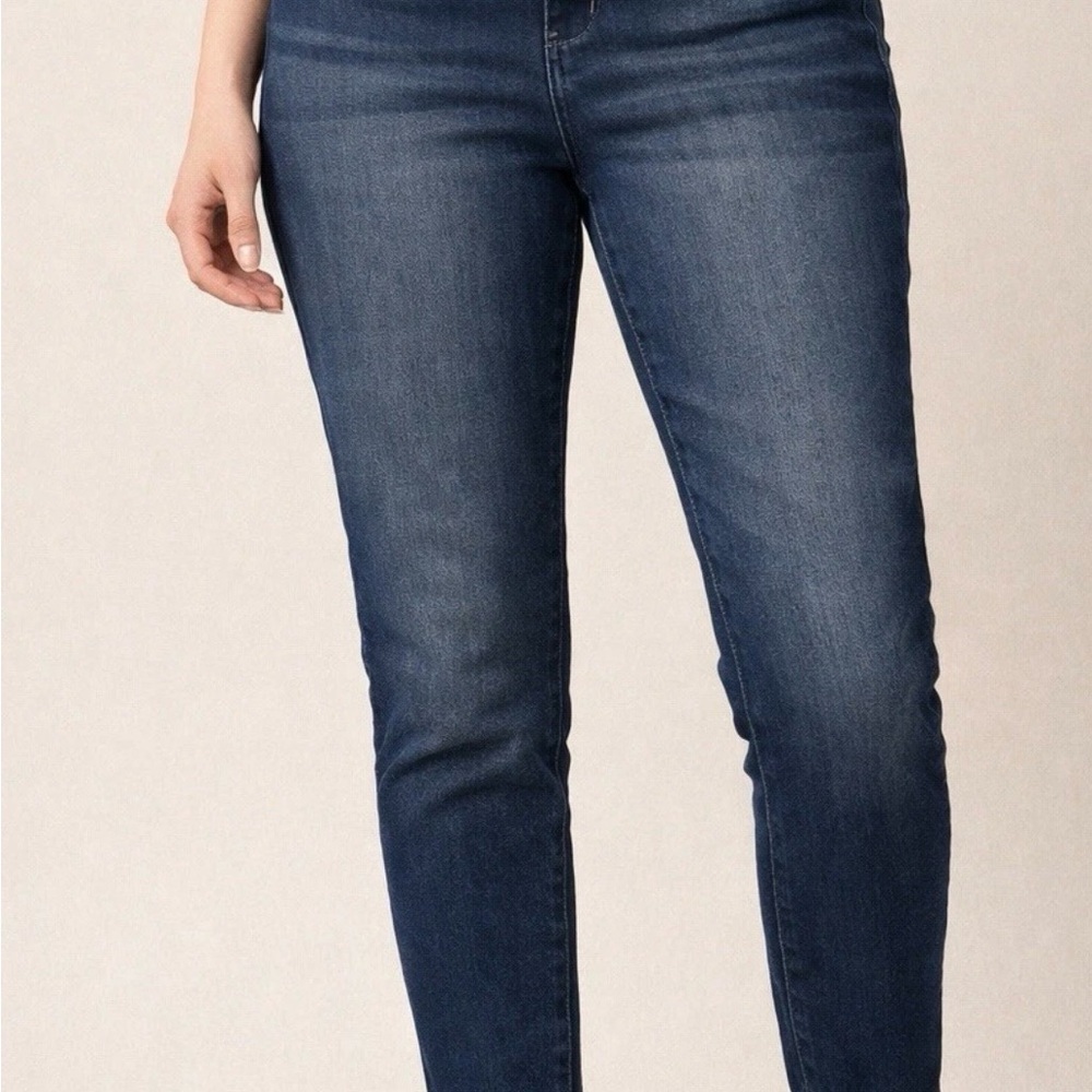 Seven7 Women's Skinny Jeans in Dark Blue Wash
